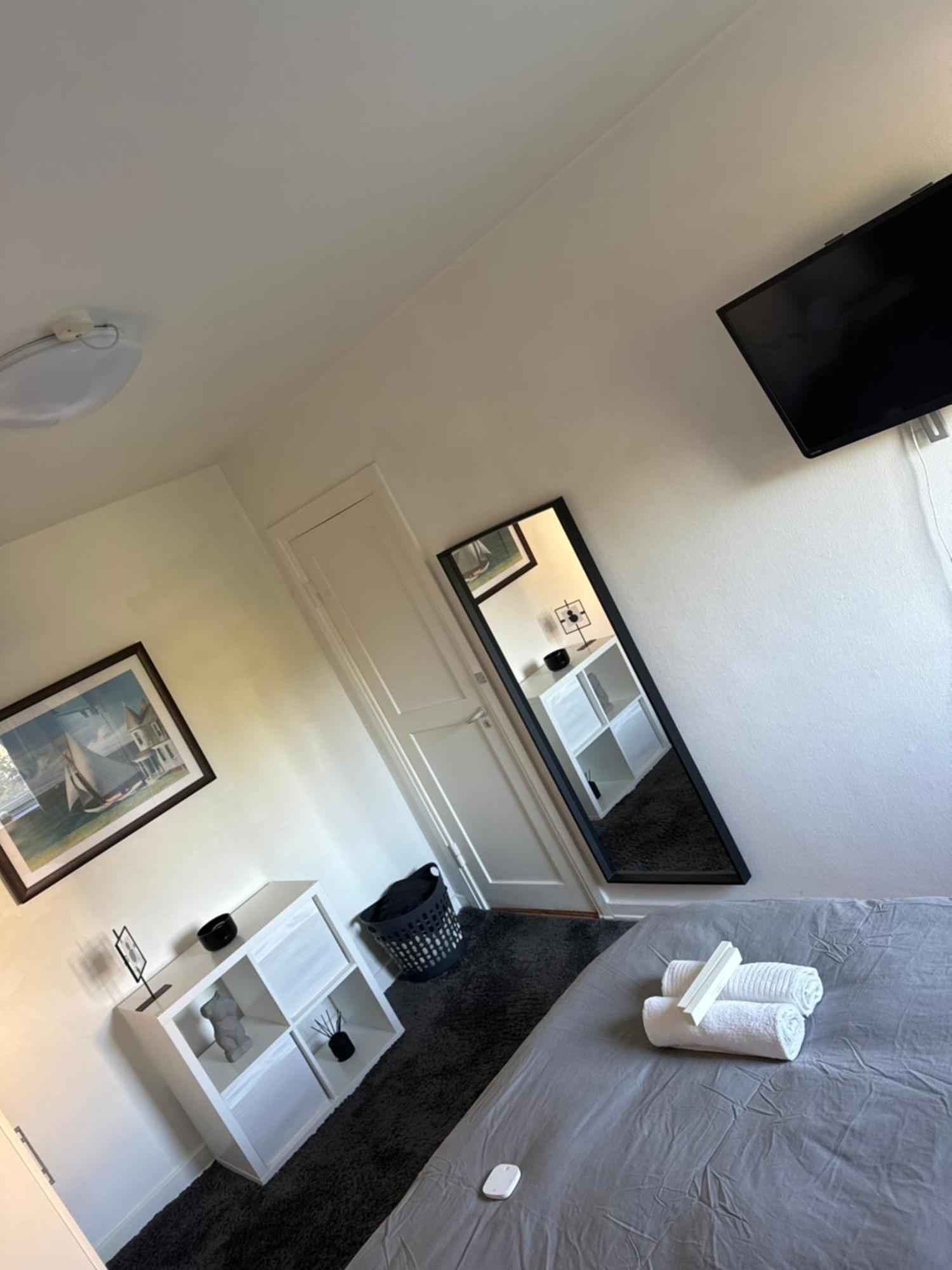 Cozy Bedroom Homestay *